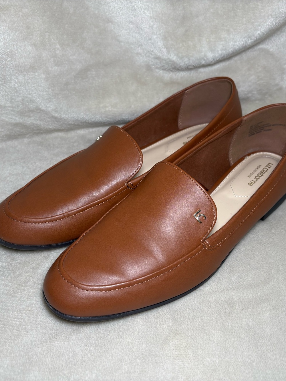 Liz Claiborne Zaria Womens Moc Closed Toe Loafers